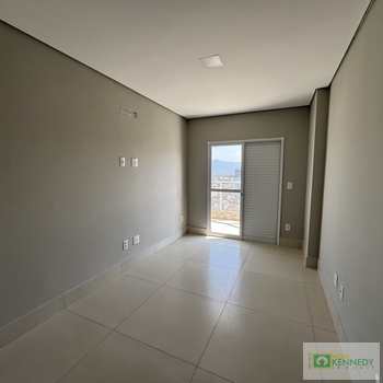 Cobertura em Praia Grande, bairro Guilhermina