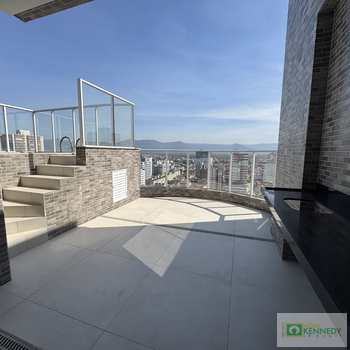 Cobertura em Praia Grande, bairro Guilhermina