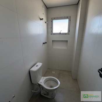 Cobertura em Praia Grande, bairro Guilhermina