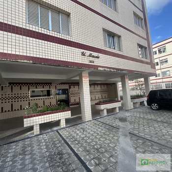 Apartamento em Praia Grande, bairro Tupi