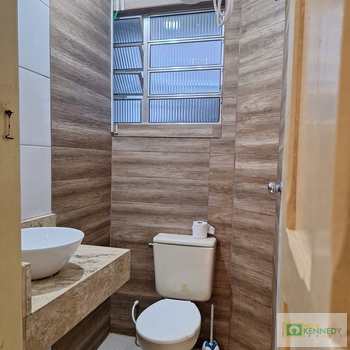 Kitnet em Praia Grande, bairro Canto do Forte