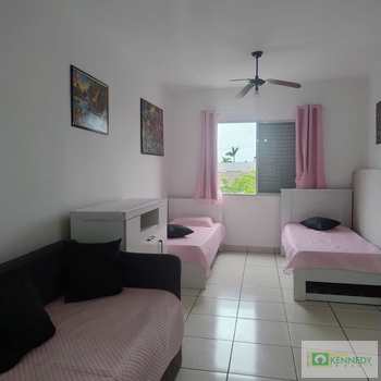 Kitnet em Praia Grande, bairro Caiçara