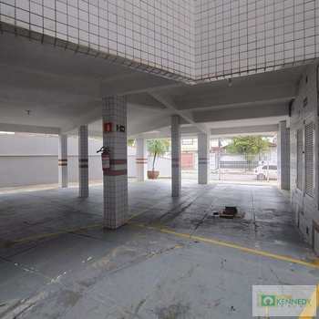 Kitnet em Praia Grande, bairro Caiçara