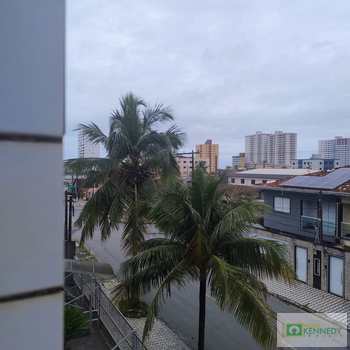 Kitnet em Praia Grande, bairro Caiçara