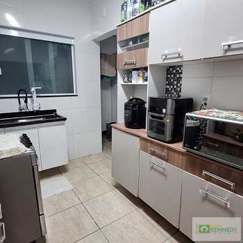 Casa de Condomínio em Praia Grande, bairro Sítio do Campo