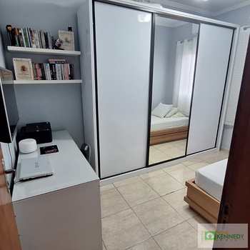 Casa de Condomínio em Praia Grande, bairro Sítio do Campo