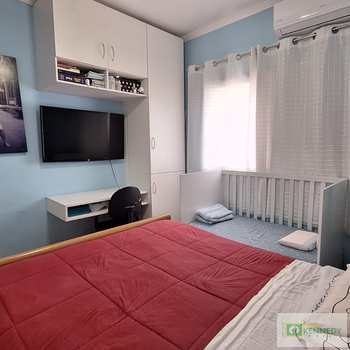 Casa de Condomínio em Praia Grande, bairro Sítio do Campo