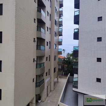 Apartamento em Praia Grande, bairro Ocian