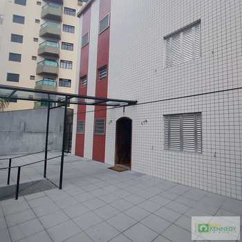 Apartamento em Praia Grande, bairro Ocian