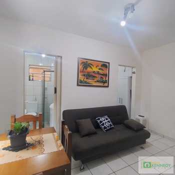 Apartamento em Praia Grande, bairro Ocian