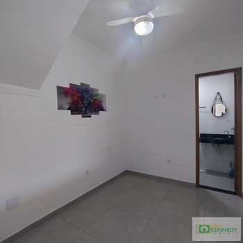 Casa de Condomínio em Praia Grande, bairro Nova Mirim