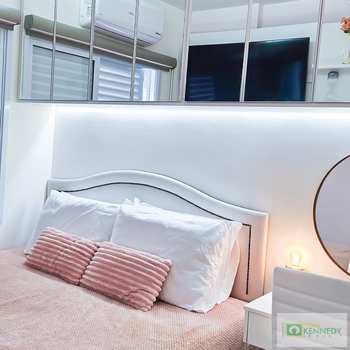 Apartamento em Praia Grande, bairro Canto do Forte