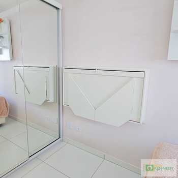 Apartamento em Praia Grande, bairro Canto do Forte