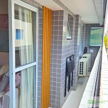 Apartamento em Praia Grande, bairro Canto do Forte
