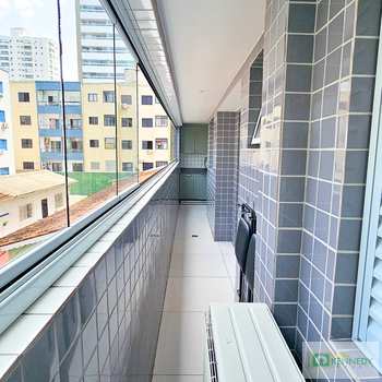 Apartamento em Praia Grande, bairro Canto do Forte