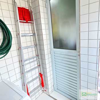 Apartamento em Praia Grande, bairro Canto do Forte