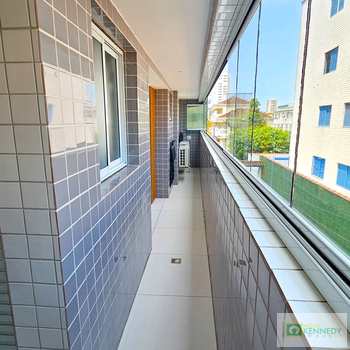 Apartamento em Praia Grande, bairro Canto do Forte