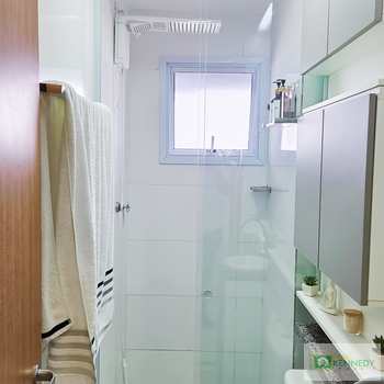 Apartamento em Praia Grande, bairro Canto do Forte