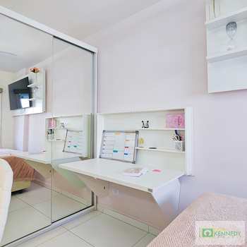 Apartamento em Praia Grande, bairro Canto do Forte