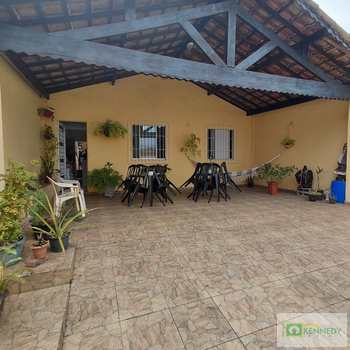 Casa em Praia Grande, bairro Samambaia