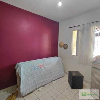 Casa em Praia Grande, bairro Samambaia