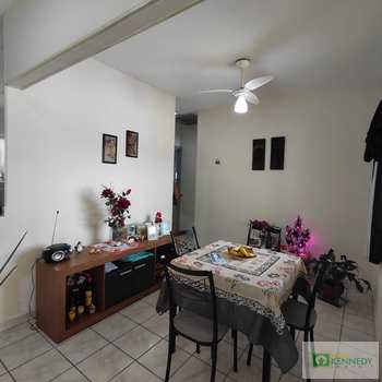 Casa em Praia Grande, bairro Samambaia