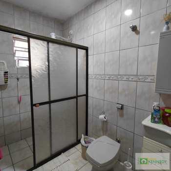 Casa em Praia Grande, bairro Samambaia