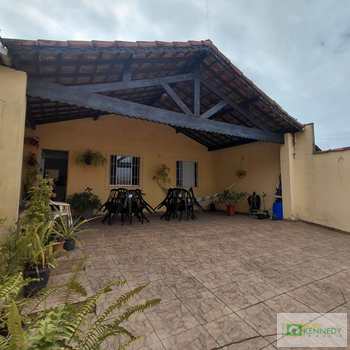 Casa em Praia Grande, bairro Samambaia