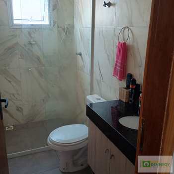 Casa de Condomínio em Praia Grande, bairro Balneário Maxland