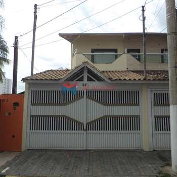 Sobrado em Praia Grande, bairro Guilhermina