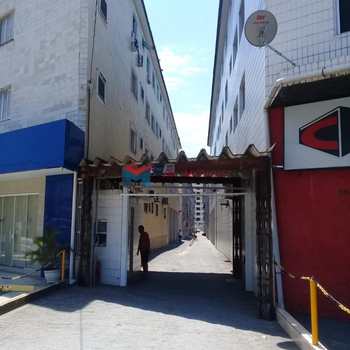 Kitnet em Praia Grande, bairro Canto do Forte
