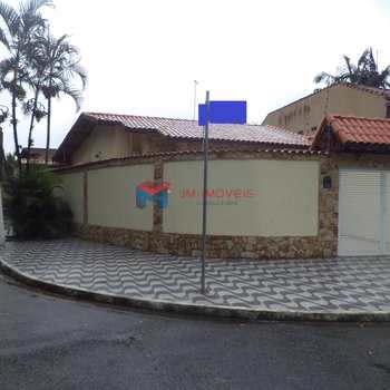 Casa em Praia Grande, bairro Cidade da Criança