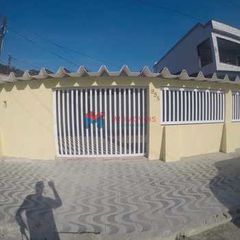 Casa em Praia Grande, bairro Canto do Forte