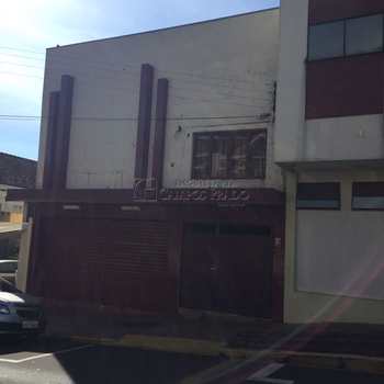 Casa Comercial em Jaú, bairro Centro