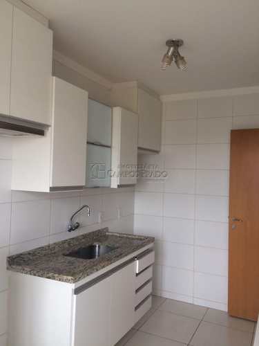 Apartamento, código 46872 em Jaú, bairro Chácara Peccioli