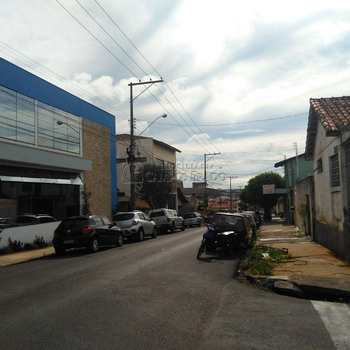 Casa Comercial em Jaú, bairro Vila Sampaio Bueno