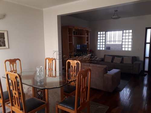 Casa, código 47912 em Jaú, bairro Jardim Ferreira Dias