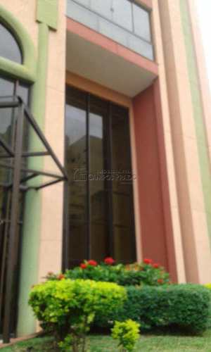 Apartamento, código 48021 em Jaú, bairro Centro
