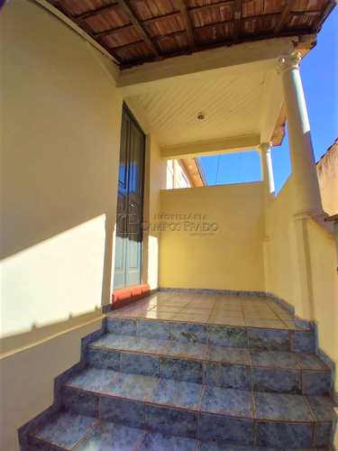 Casa, código 49738 em Jaú, bairro Centro