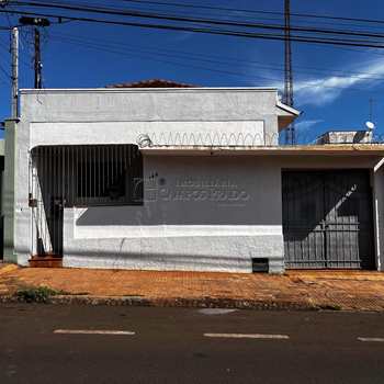 Casa Comercial em Jaú, bairro Chácara Braz Miraglia