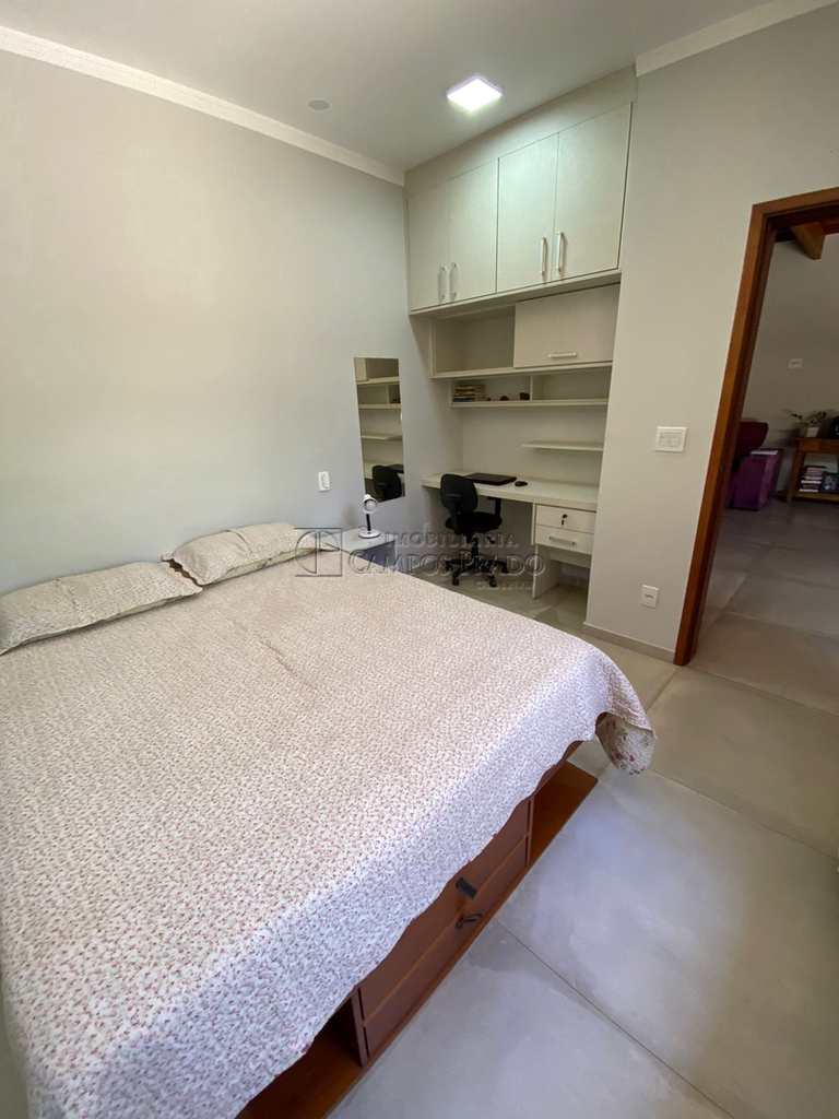 Casa em Jaú, no bairro Jardim Doutor Luciano
