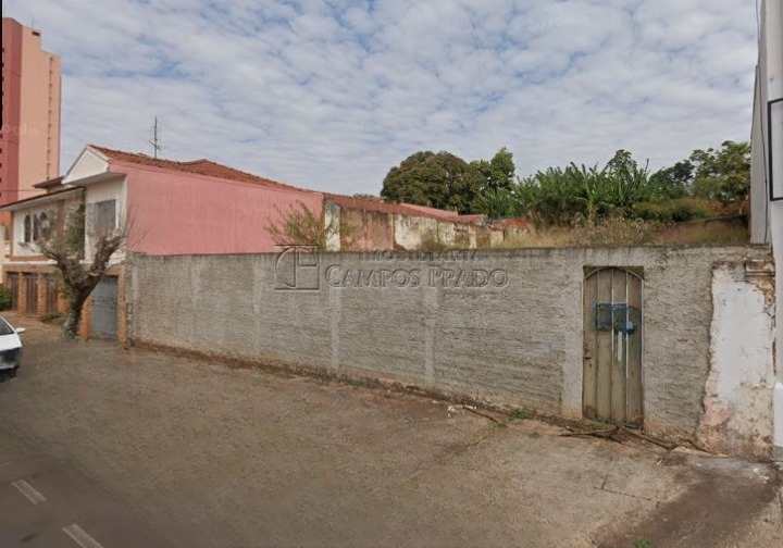 Terreno Comercial em Jaú, no bairro Centro