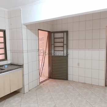 Casa em Jaú, bairro Jardim Nova Jaú