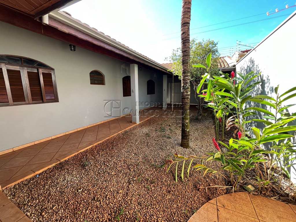 Casa em Jaú, no bairro Jardim Parati