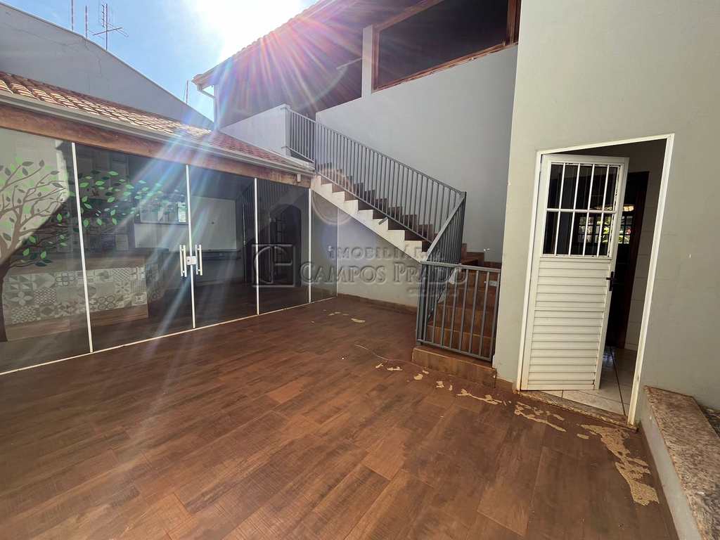 Casa em Jaú, no bairro Jardim Parati