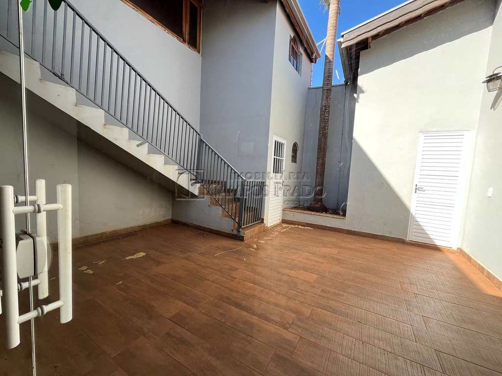 Casa em Jaú, no bairro Jardim Parati
