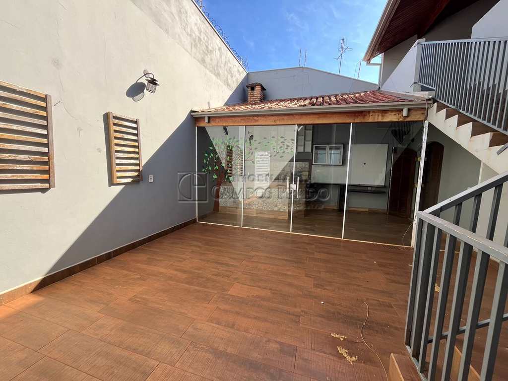 Casa em Jaú, no bairro Jardim Parati