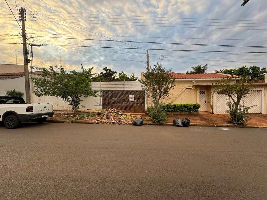 Terreno em Jaú, no bairro Jardim Maria Luiza II