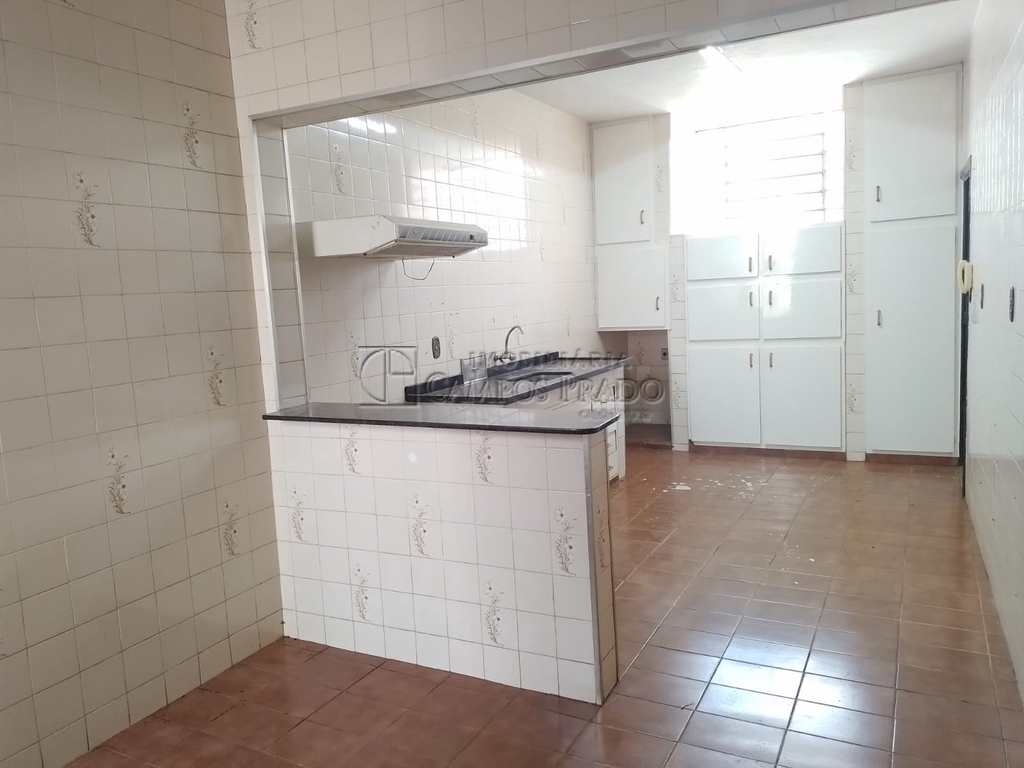 Casa em Jaú, no bairro Chácara Bela Vista
