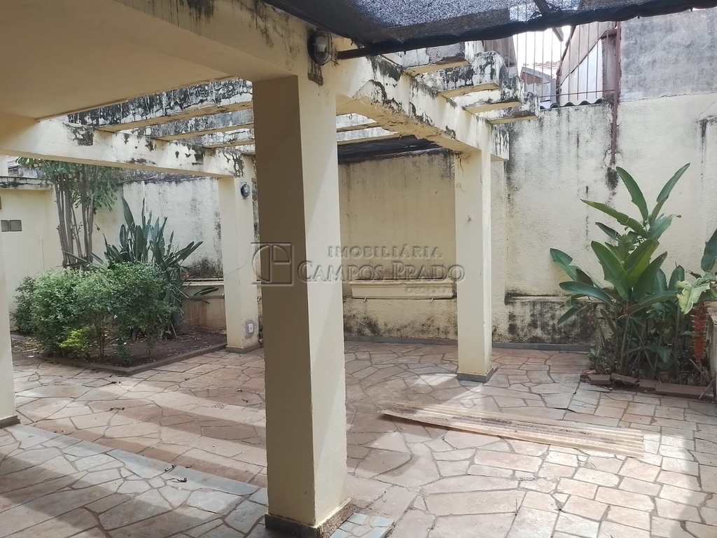 Casa em Jaú, no bairro Vila Brasil